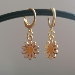 Golden Daisy Earrings