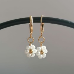 White Daisy Earrings